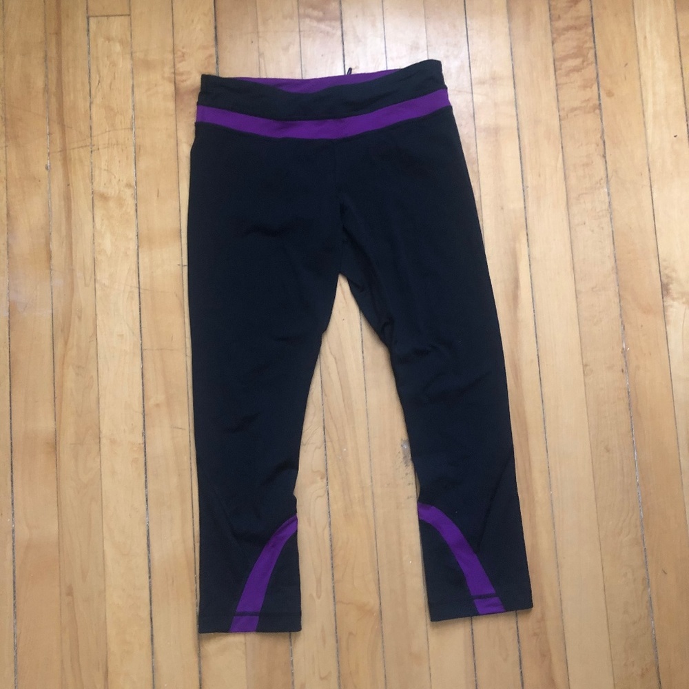 Lululemon Run: Inspire Crop II